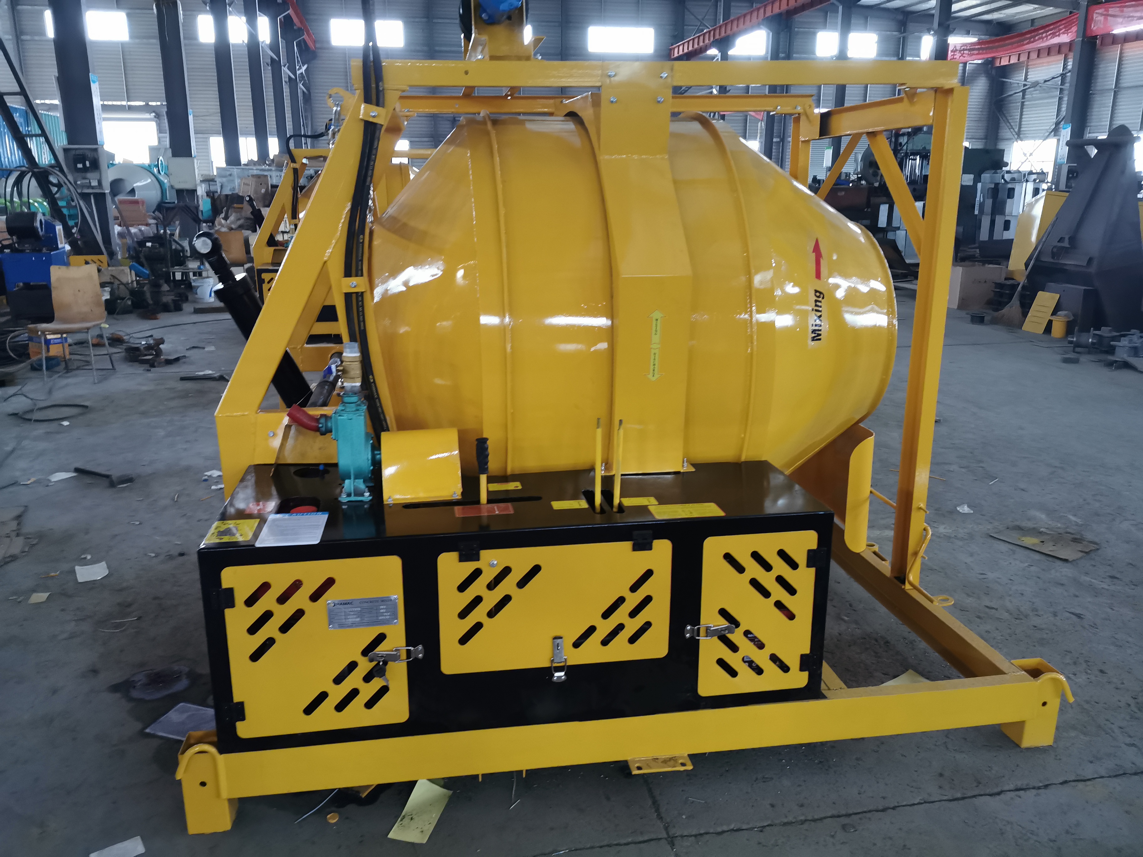 Two units of concrete mixer with lifting bucket are delivered to Africa