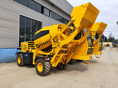 <b>Hamac HMC150 self loading concrete mixer delivering to the Middle East</b>