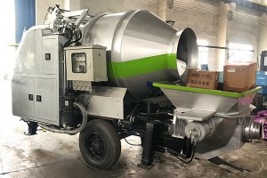 DHBT15 Diesel Engine Concrete Mixer with Pump in Russia